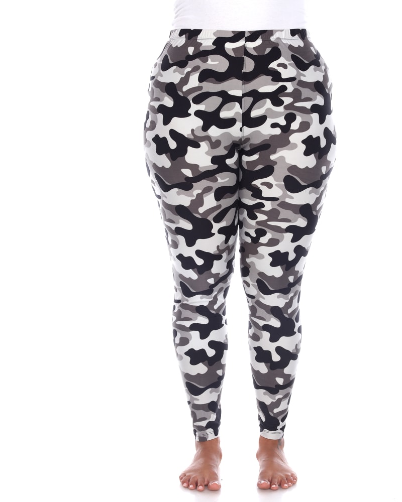 Front of a model wearing a size one-size-fits-all Super Soft Camo Printed Leggings in Grey Army by White Mark. | dia_product_style_image_id:249424